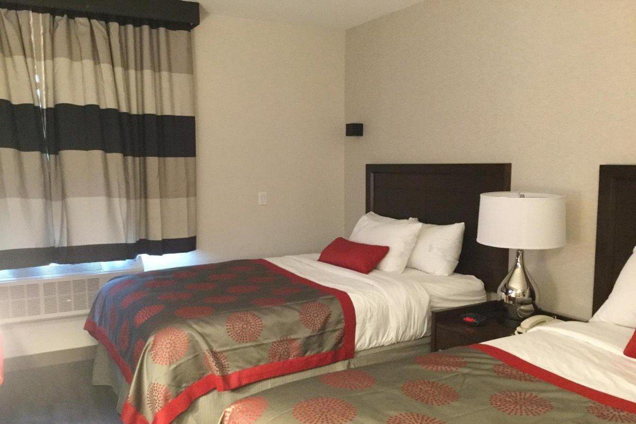Hotel Ramada By Wyndham Bronx Terminal à New York Extérieur photo
