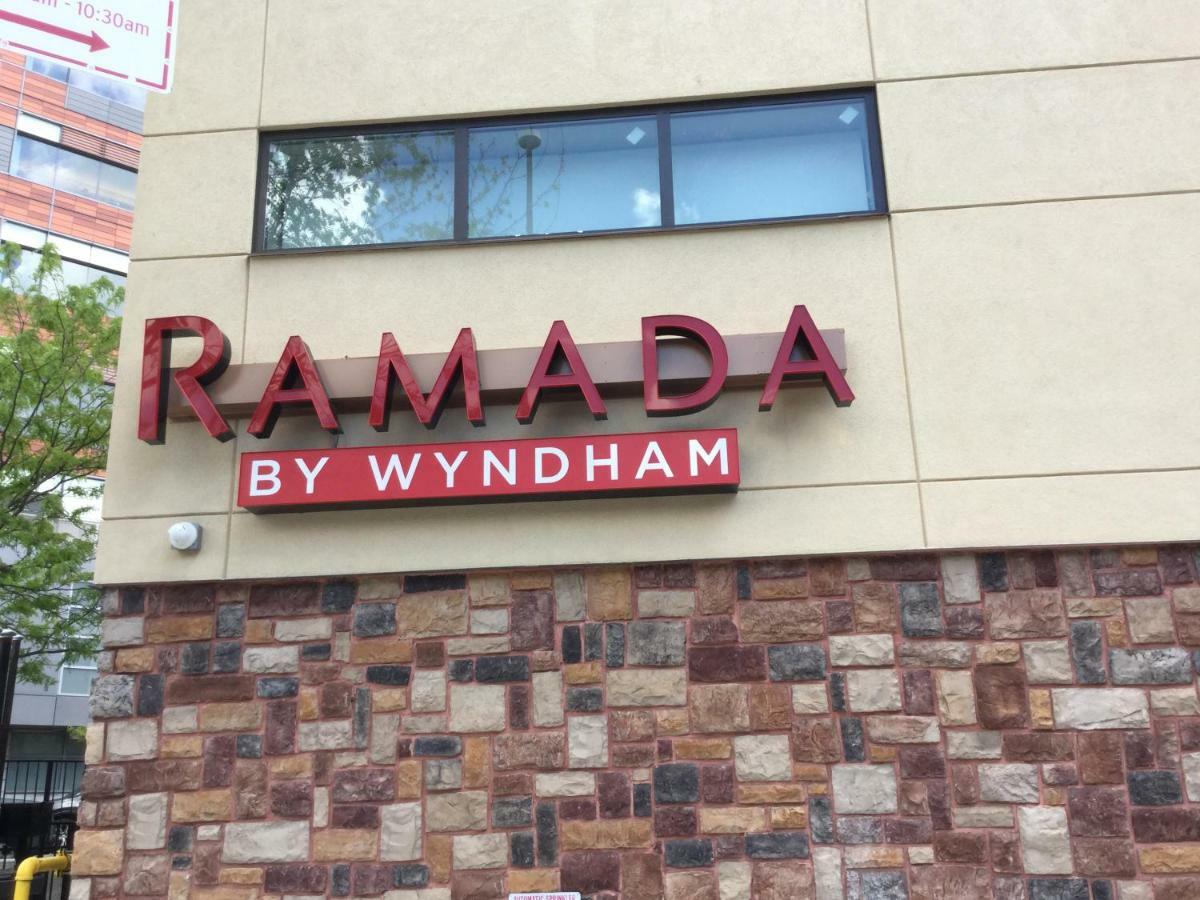 Hotel Ramada By Wyndham Bronx Terminal à New York Extérieur photo